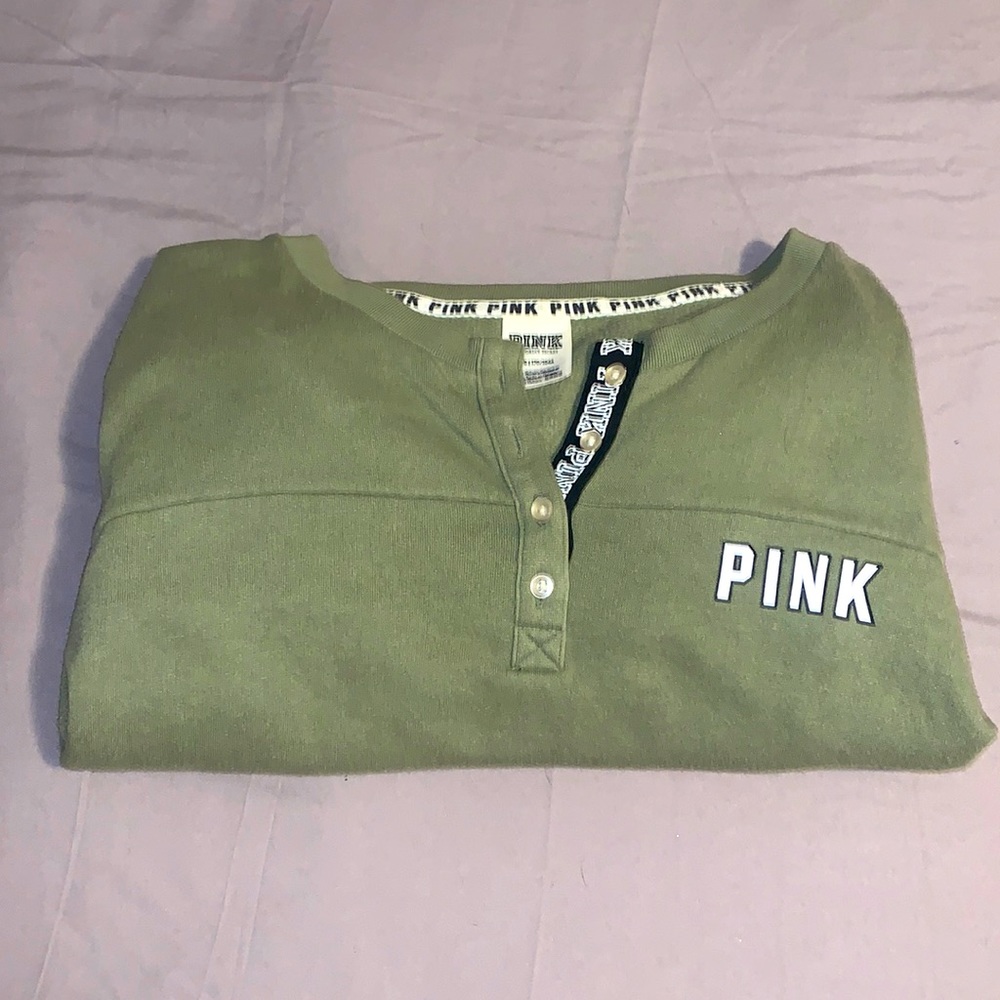 Green pink vs long sleeve